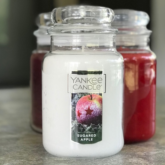 *SOLD* Yankee Candle Sugared Apple Large 22 Oz. Jar Candle, New